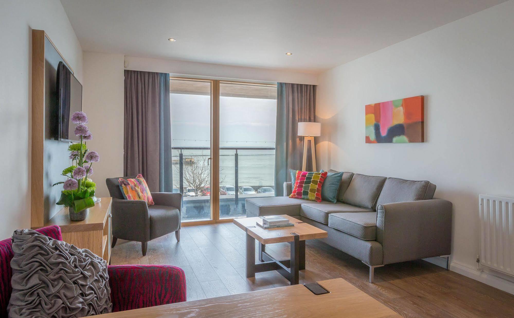 Talbot Suites At Stonebridge 韦克斯福德 外观 照片